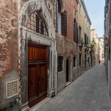 Palazzo Dolfin - Piazza San Marco Lovely Apartment Wenecja Zewnętrze zdjęcie