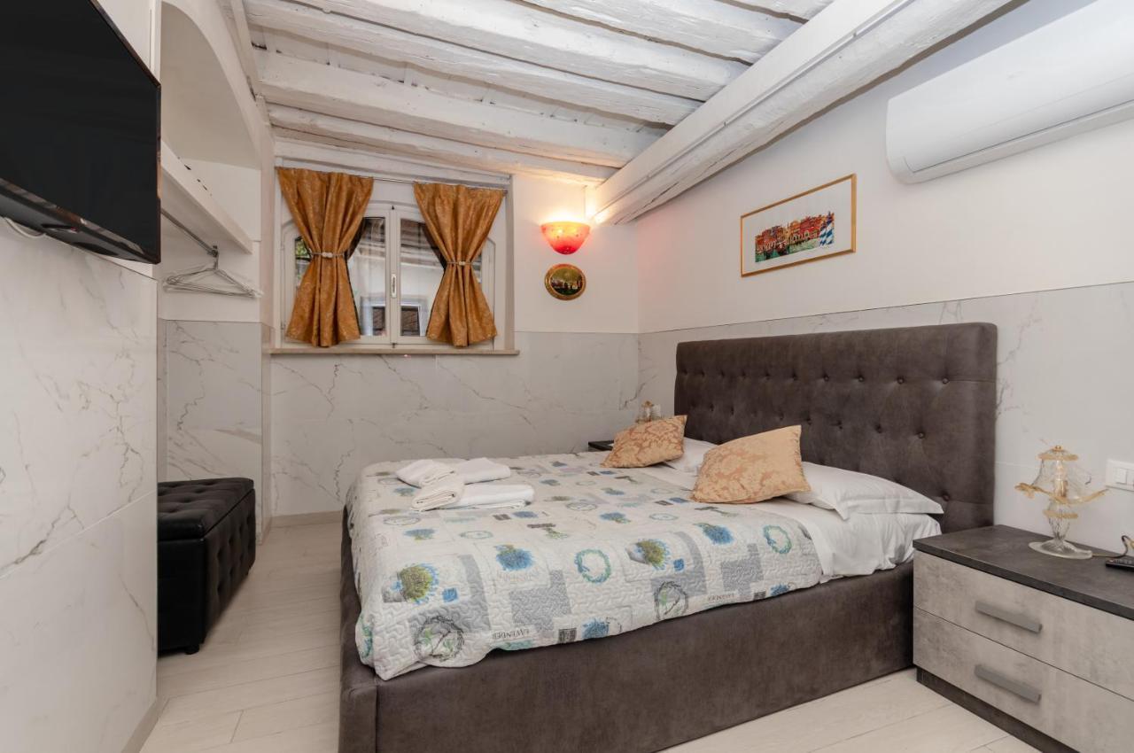 Palazzo Dolfin - Piazza San Marco Lovely Apartment Wenecja Zewnętrze zdjęcie